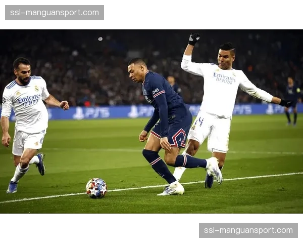 法甲焦点战即时:姆巴佩点射,巴黎圣日耳曼半场1-0领先摩纳哥 法甲焦点战即时:姆巴佩点射,巴黎圣日耳曼半场1-0领先摩纳哥