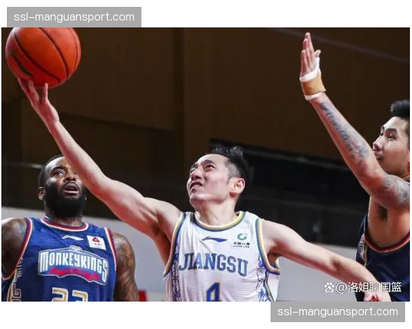 独家专访江苏队长史鸿飞:“压力每个人都有,但我们必须站在场上” 独家专访江苏队长史鸿飞:“压力每个人都有,但我们必须站在场上”